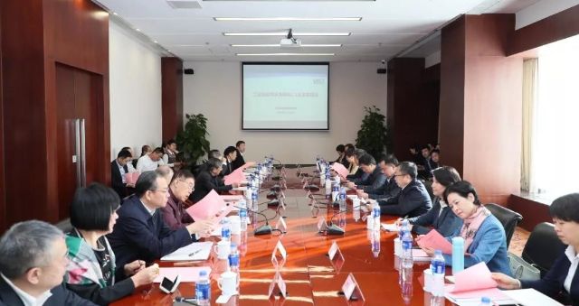 0228_101434_185.jpg 128.jpg